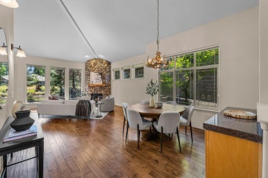 Rare Single Level Broken Top townhome with beautiful 18th on Broken Top Club in Oregon - for sale on GolfHomes.com, golf home, golf lot