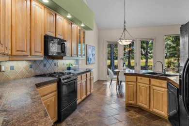 Rare Single Level Broken Top townhome with beautiful 18th on Broken Top Club in Oregon - for sale on GolfHomes.com, golf home, golf lot