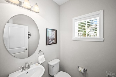 Beautifully furnished 3BR/2.5BA end-unit townhome in the gated on Lost Key Golf Club in Florida - for sale on GolfHomes.com, golf home, golf lot