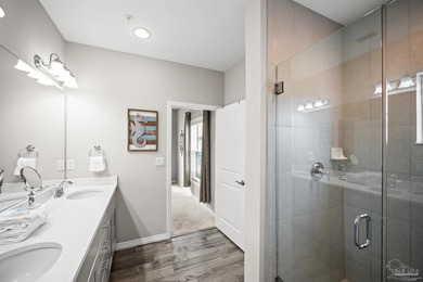 Beautifully furnished 3BR/2.5BA end-unit townhome in the gated on Lost Key Golf Club in Florida - for sale on GolfHomes.com, golf home, golf lot