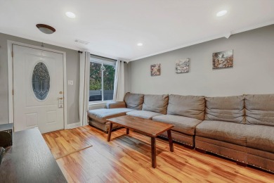 Bright and spacious Carlton unit now available in sought-after on Blue Ridge Golf Club in New York - for sale on GolfHomes.com, golf home, golf lot