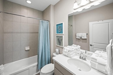 Beautifully furnished 3BR/2.5BA end-unit townhome in the gated on Lost Key Golf Club in Florida - for sale on GolfHomes.com, golf home, golf lot