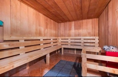 Bright and spacious Carlton unit now available in sought-after on Blue Ridge Golf Club in New York - for sale on GolfHomes.com, golf home, golf lot