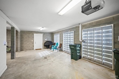 Beautifully furnished 3BR/2.5BA end-unit townhome in the gated on Lost Key Golf Club in Florida - for sale on GolfHomes.com, golf home, golf lot