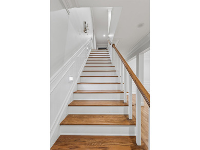 Spacious family home! Step into beautifully designed family on Cypress Lakes Golf and Country Club in Alabama - for sale on GolfHomes.com, golf home, golf lot