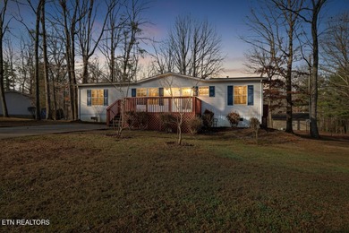 Well-kept and affordable 3 bedroom/ 2 bath manufactured home on on Stonehenge Golf Course in Tennessee - for sale on GolfHomes.com, golf home, golf lot