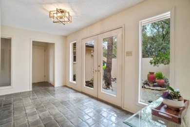 Sprawling 3998 sq ft hilltop home offers panoramic views of Lake on Horseshoe Bay Private Golf Course in Texas - for sale on GolfHomes.com, golf home, golf lot