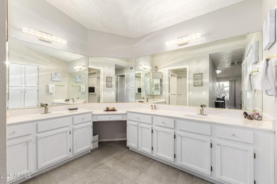 Welcome to this charming townhome featuring 2 bedrooms and a on Westbrook Village Golf Club in Arizona - for sale on GolfHomes.com, golf home, golf lot