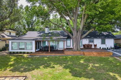GORGEOUS and COMPLETELY RENOVATED Lake House in an AWESOME on Cedar Creek Country Club in Texas - for sale on GolfHomes.com, golf home, golf lot