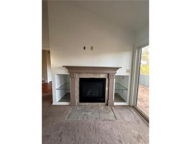 Wanting a get away but not the maintenance? Enjoy Table Rock on Holiday Island Executive Golf Course in Arkansas - for sale on GolfHomes.com, golf home, golf lot