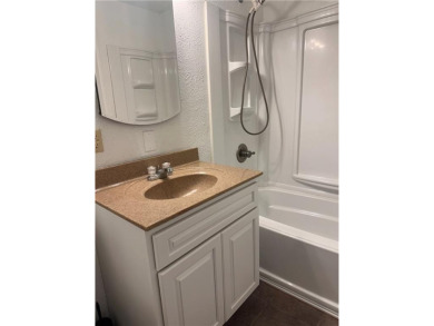 Wanting a get away but not the maintenance? Enjoy Table Rock on Holiday Island Executive Golf Course in Arkansas - for sale on GolfHomes.com, golf home, golf lot