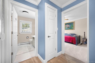 Move right into this beautiful 2-bedroom, 1-bathroom end-unit on Leisure Village Golf Course in New York - for sale on GolfHomes.com, golf home, golf lot