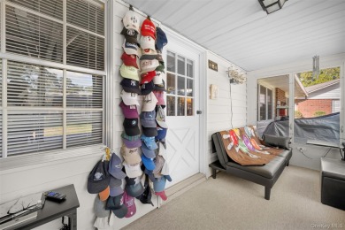 Move right into this beautiful 2-bedroom, 1-bathroom end-unit on Leisure Village Golf Course in New York - for sale on GolfHomes.com, golf home, golf lot
