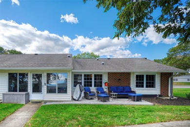 Move right into this beautiful 2-bedroom, 1-bathroom end-unit on Leisure Village Golf Course in New York - for sale on GolfHomes.com, golf home, golf lot