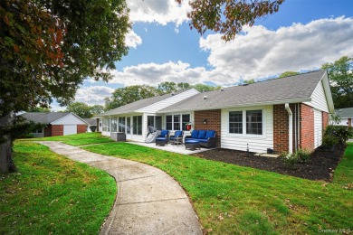 Move right into this beautiful 2-bedroom, 1-bathroom end-unit on Leisure Village Golf Course in New York - for sale on GolfHomes.com, golf home, golf lot