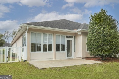 THIS IMMACULATE, MOVE-IN READY 3 BEDROOM ATTACHED HOME SITS ON A on Laurel Island Links in Georgia - for sale on GolfHomes.com, golf home, golf lot