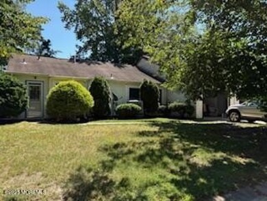 Welcome to this spacious St Tropez model in the popular on Leisure Village West Assoc. in New Jersey - for sale on GolfHomes.com, golf home, golf lot