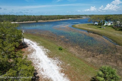 Welcome Snowbirds or Permanent Residents, 1 bedroom, 1 bath with on Glen Lakes Country Club in Florida - for sale on GolfHomes.com, golf home, golf lot