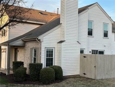 Welcome to this beautifully updated townhouse-style condo, where on Honey Bee Golf Club in Virginia - for sale on GolfHomes.com, golf home, golf lot