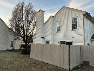Welcome to this beautifully updated townhouse-style condo, where on Honey Bee Golf Club in Virginia - for sale on GolfHomes.com, golf home, golf lot