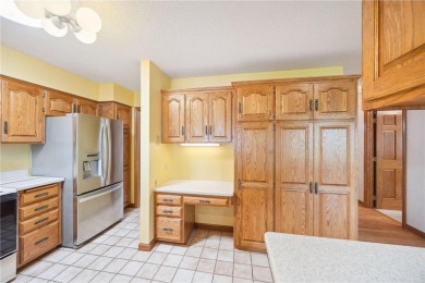 One-level 3 bedroom townhome near golf course. Enjoy easy, no on Crow River Golf Club in Minnesota - for sale on GolfHomes.com, golf home, golf lot