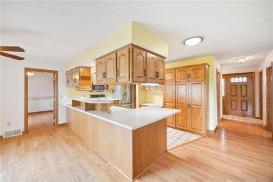 One-level 3 bedroom townhome near golf course. Enjoy easy, no on Crow River Golf Club in Minnesota - for sale on GolfHomes.com, golf home, golf lot