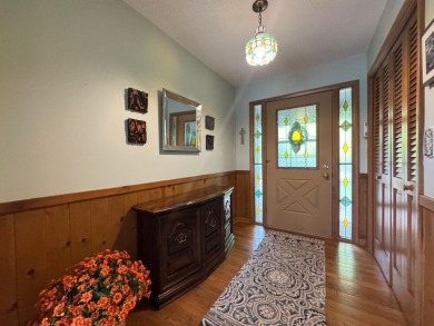 Enjoy simple living in this single story TIMBER RIDGE home. An on Timber Ridge Golf Club in Wisconsin - for sale on GolfHomes.com, golf home, golf lot