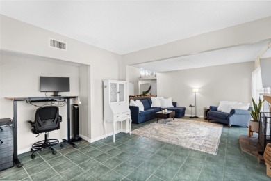 PRICED UNDER APPRAISED VALUE - OFFERING A BUYER INSTANT HOME on Isla Del Sol Yacht and Country Club in Florida - for sale on GolfHomes.com, golf home, golf lot