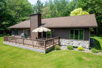 Enjoy simple living in this single story TIMBER RIDGE home. An on Timber Ridge Golf Club in Wisconsin - for sale on GolfHomes.com, golf home, golf lot