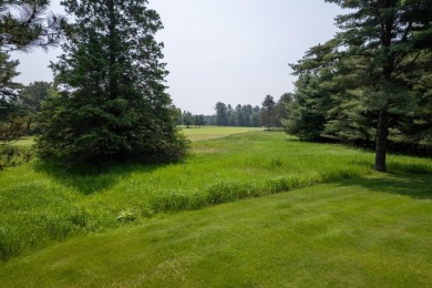 Enjoy simple living in this single story TIMBER RIDGE home. An on Timber Ridge Golf Club in Wisconsin - for sale on GolfHomes.com, golf home, golf lot