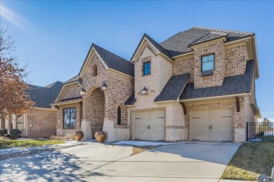 Exquisite home on the beautiful Tascosa Golf Course between on Tascosa Country Club in Texas - for sale on GolfHomes.com, golf home, golf lot