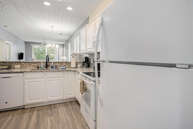 Beautifully updated 2 bed, 2 bath condo in the desirable River on River Oaks Golf Plantation  in South Carolina - for sale on GolfHomes.com, golf home, golf lot