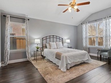 Beautiful floorplan in the highly desirable Woodbridge HOA! on Woodbridge Golf Club in Texas - for sale on GolfHomes.com, golf home, golf lot