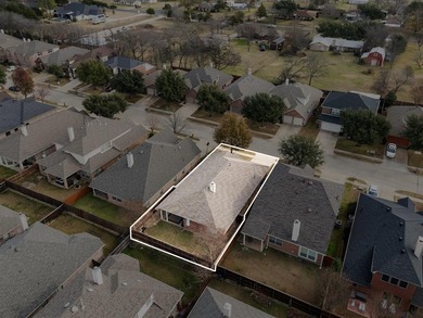 Beautiful floorplan in the highly desirable Woodbridge HOA! on Woodbridge Golf Club in Texas - for sale on GolfHomes.com, golf home, golf lot