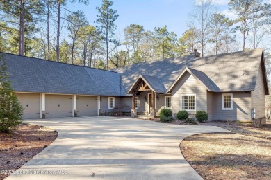 Welcoming Cottage in Willow Point! on Willow Point Golf and Country Club in Alabama - for sale on GolfHomes.com, golf home, golf lot