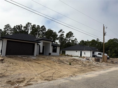 ***THIS IS IT*** Discover an exceptional opportunity in a on Lehigh Resort Club in Florida - for sale on GolfHomes.com, golf home, golf lot