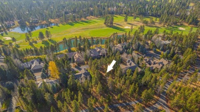 Discover one of the last remaining opportunities to build your on Sunriver Woodlands Golf Course in Oregon - for sale on GolfHomes.com, golf home, golf lot