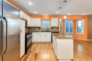 Welcome to 633 NE Saint Andrews Circle -- a beautifully on Lakewood Oaks Golf Club, Ltd. in Missouri - for sale on GolfHomes.com, golf home, golf lot
