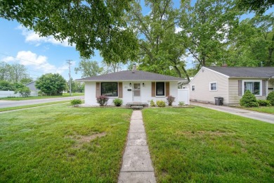 Move right in to this Essex Heights bungalow, with 1087 SF of on Ella Sharp Park Golf Course in Michigan - for sale on GolfHomes.com, golf home, golf lot