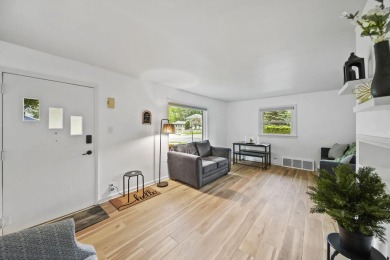 Move right in to this Essex Heights bungalow, with 1087 SF of on Ella Sharp Park Golf Course in Michigan - for sale on GolfHomes.com, golf home, golf lot