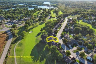 Welcome to 633 NE Saint Andrews Circle -- a beautifully on Lakewood Oaks Golf Club, Ltd. in Missouri - for sale on GolfHomes.com, golf home, golf lot
