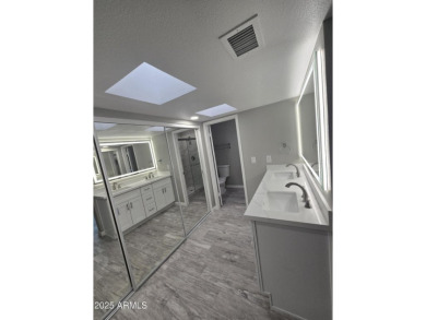 Turn-key, beautifully remodeled 2-bedroom & den & large 2-car on Cottonwood Country Club in Arizona - for sale on GolfHomes.com, golf home, golf lot