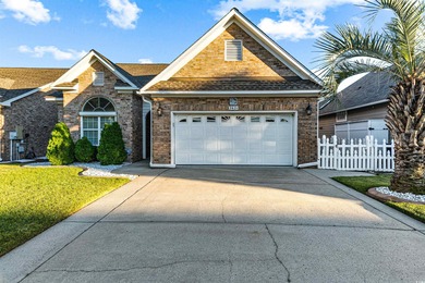 Beautifully maintained and fully furnished three-bedroom on Midway Par-3 in South Carolina - for sale on GolfHomes.com, golf home, golf lot