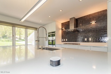 Fantastic contemporary3 Bedroom, 2.5 Bath lakefront colonial on Tanglewood National Golf Club in Ohio - for sale on GolfHomes.com, golf home, golf lot