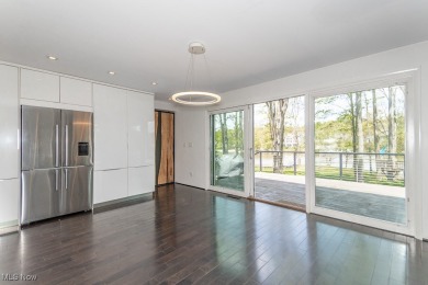 Fantastic contemporary3 Bedroom, 2.5 Bath lakefront colonial on Tanglewood National Golf Club in Ohio - for sale on GolfHomes.com, golf home, golf lot