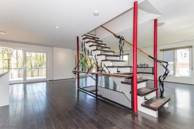 Fantastic contemporary3 Bedroom, 2.5 Bath lakefront colonial on Tanglewood National Golf Club in Ohio - for sale on GolfHomes.com, golf home, golf lot