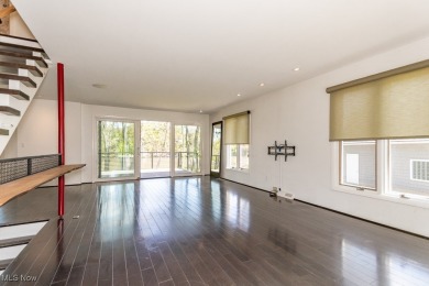 Fantastic contemporary3 Bedroom, 2.5 Bath lakefront colonial on Tanglewood National Golf Club in Ohio - for sale on GolfHomes.com, golf home, golf lot