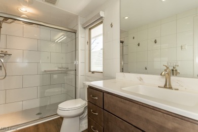 Fantastic contemporary3 Bedroom, 2.5 Bath lakefront colonial on Tanglewood National Golf Club in Ohio - for sale on GolfHomes.com, golf home, golf lot