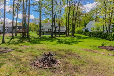 Fantastic contemporary3 Bedroom, 2.5 Bath lakefront colonial on Tanglewood National Golf Club in Ohio - for sale on GolfHomes.com, golf home, golf lot
