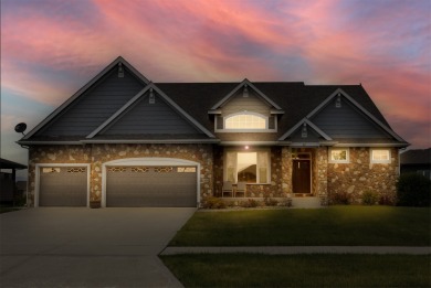Beautiful Kimberley resale on Otter Creek Golf Course, this 1.5 on Otter Creek Golf Course in Iowa - for sale on GolfHomes.com, golf home, golf lot